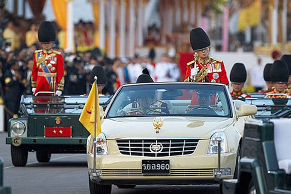 รถยนต์พระที่นั่ง รถยนต์พระที่นั่ง