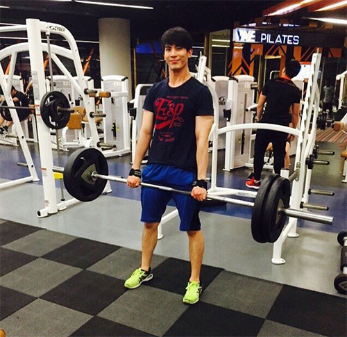 ดาราเล่นกล้าม ดาราเล่นกล้าม