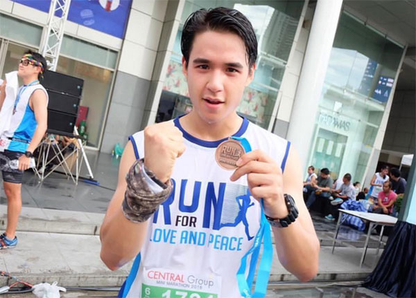 ดาราเล่นกล้าม ดาราเล่นกล้าม