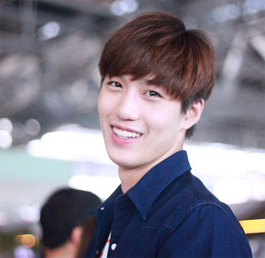 ดาราชายไทยยิ้มสวย ดาราชายไทยยิ้มสวย