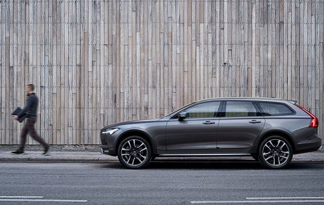 Volvo V90 Cross Country Volvo V90 Cross Country