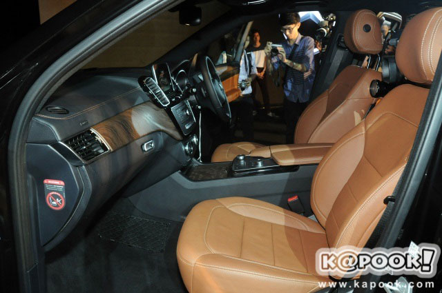 Mercedes Benz GLE 500 e 4MATIC Mercedes Benz GLE 500 e 4MATIC