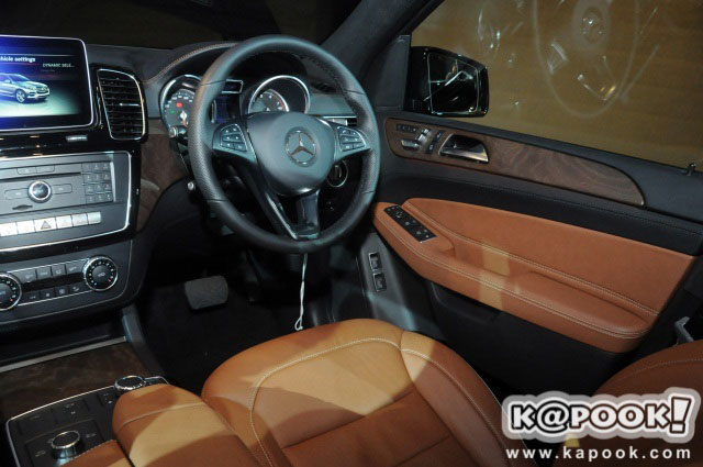 Mercedes Benz GLE 500 e 4MATIC Mercedes Benz GLE 500 e 4MATIC