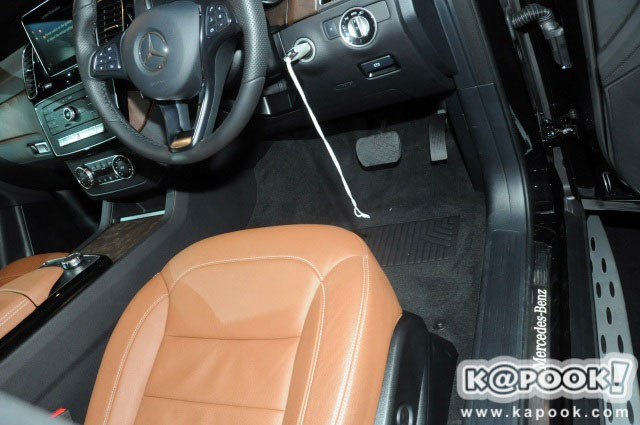 Mercedes Benz GLE 500 e 4MATIC Mercedes Benz GLE 500 e 4MATIC