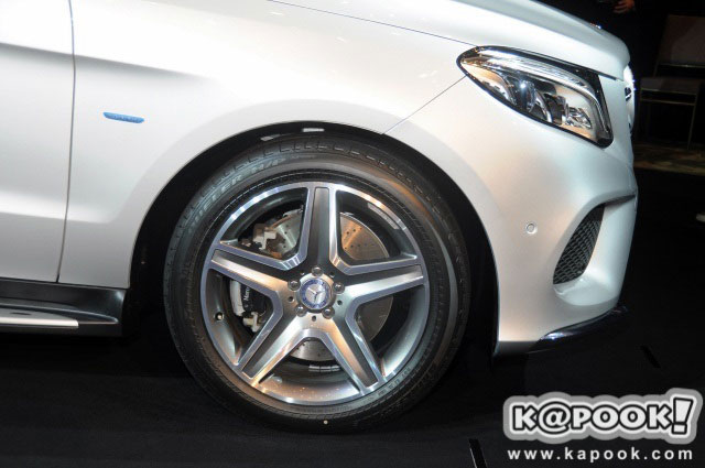 Mercedes Benz GLE 500 e 4MATIC Mercedes Benz GLE 500 e 4MATIC