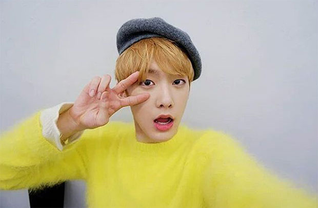 สีทอง สีทอง