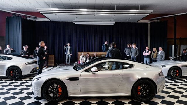 Aston Martin V8 Vantage S Blade Edition Aston Martin V8 Vantage S Blade Edition