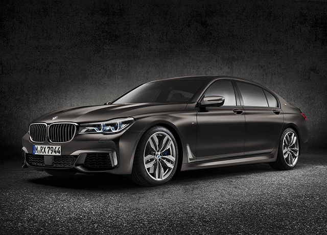 BMW M760Li xDrive 2016 BMW M760Li xDrive 2016
