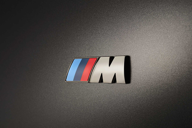 BMW M760Li xDrive 2016 BMW M760Li xDrive 2016