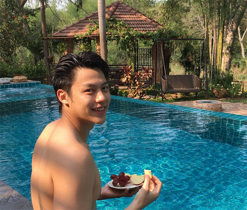 ดาราชายหน้าสด ดาราชายหน้าสด