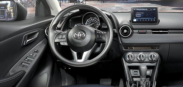 Toyota Yaris Sedan 2016