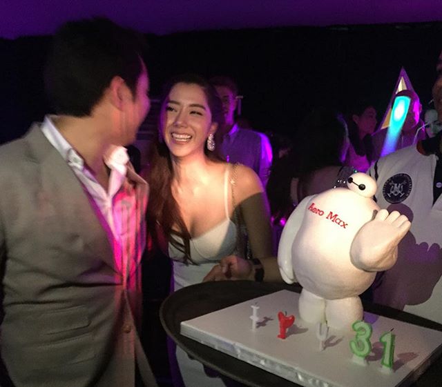 แม็กซ์ ชญานินท์ สุขขะสันติกูล แฟนไอซ์ อภิษฎา