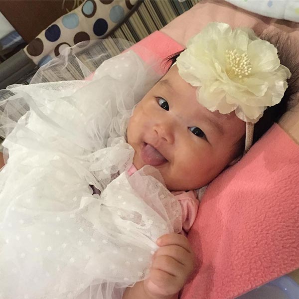 น้องพิพิม ลูกสาวแม่ต่าย ชุติมา น้องพิพิม ลูกสาวแม่ต่าย ชุติมา