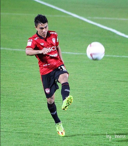 เมสซี่เจ ชนาธิป สรงกระสินธ์ เมสซี่เจ ชนาธิป สรงกระสินธ์