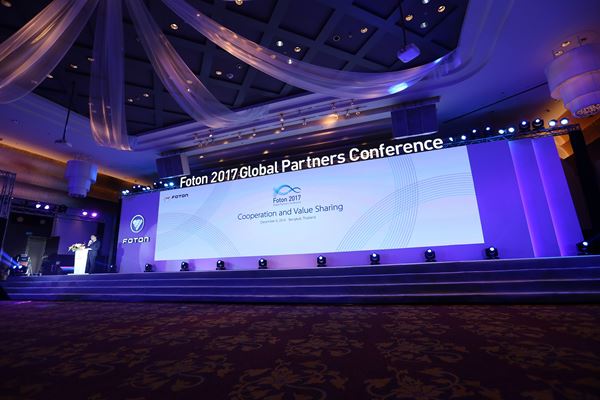 โฟตอน มอเตอร์ เปิดตัวหัวลาก ซูเปอร์ทรัค โฟตอน มอเตอร์ เปิดตัวหัวลาก ซูเปอร์ทรัค