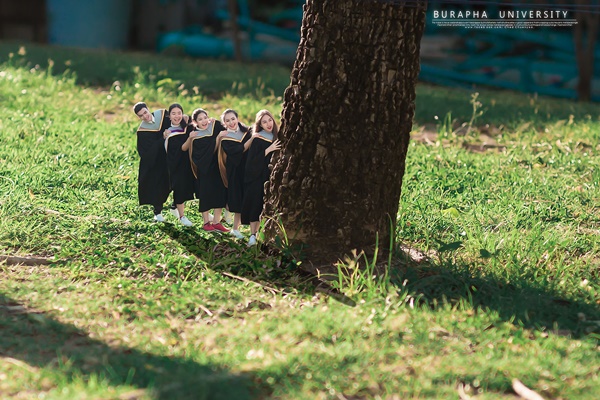 ภาพคนตัวจิ๋ว ภาพคนตัวจิ๋ว