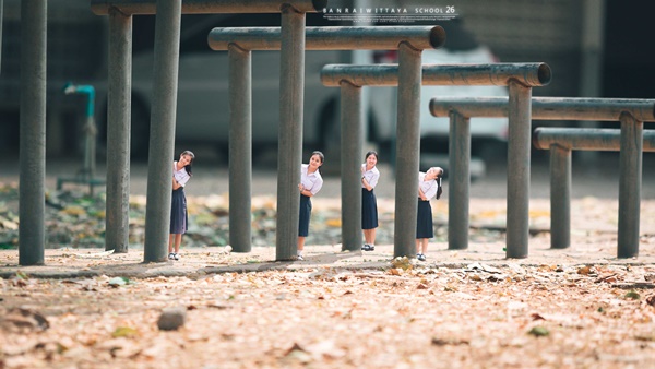ภาพคนตัวจิ๋ว ภาพคนตัวจิ๋ว