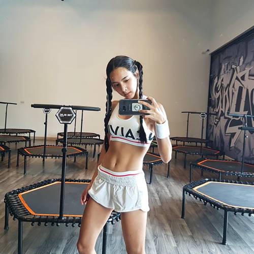 เบเบ้ ธันย์ชนก เบเบ้ ธันย์ชนก