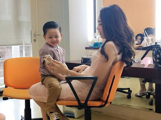 แม่เป้ย น้องโปรด แม่เป้ย น้องโปรด