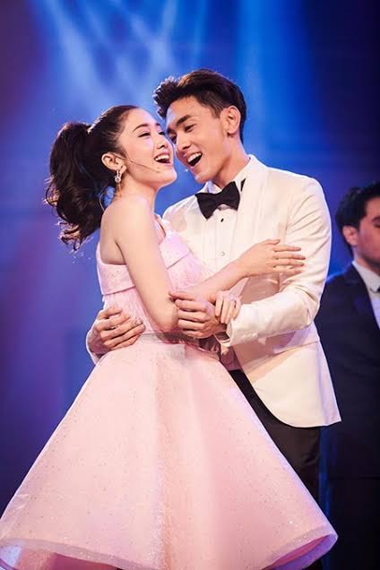 ละครเพลงรื่นอารมณ์แห่งปี ละครเพลงรื่นอารมณ์แห่งปี