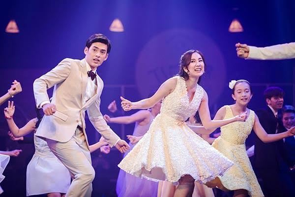 ละครเพลงรื่นอารมณ์แห่งปี ละครเพลงรื่นอารมณ์แห่งปี
