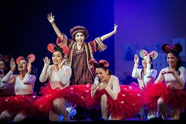 ละครเพลงรื่นอารมณ์แห่งปี ละครเพลงรื่นอารมณ์แห่งปี