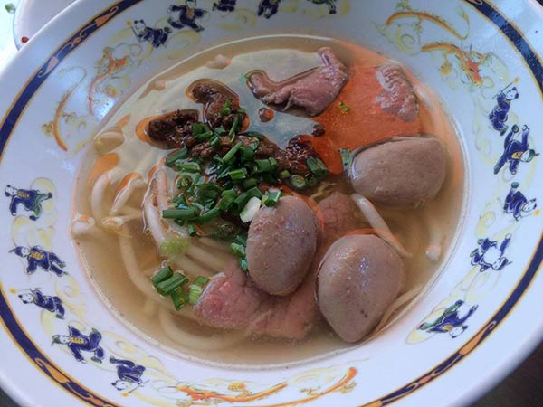 ร้านอร่อยย่านวังบูรพา ร้านอร่อยย่านวังบูรพา