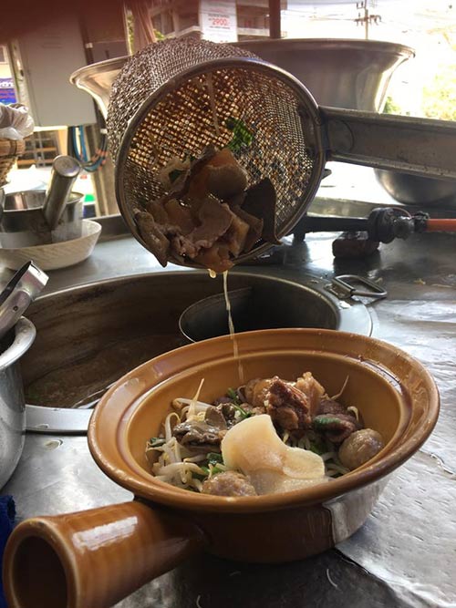 ร้านอร่อยสำหรับคนรักเนื้อ ร้านอร่อยสำหรับคนรักเนื้อ