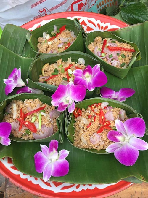 ตลาดซาโม่น ตลาดซาโม่น