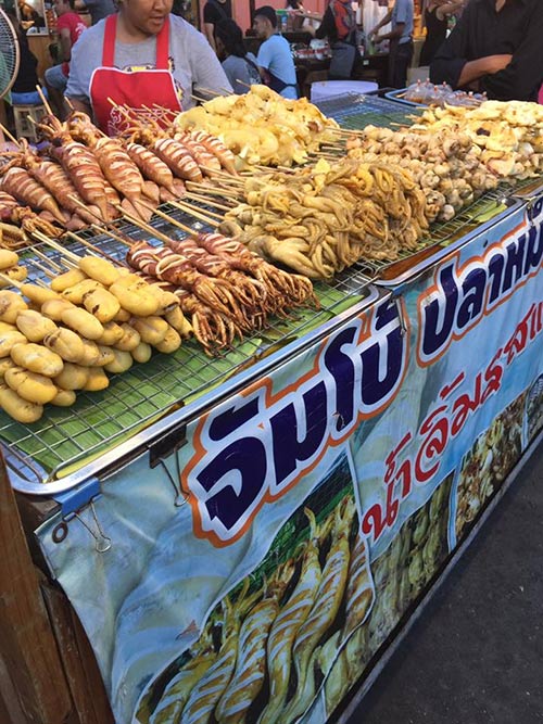 ร้านปลาหมึกย่าง ร้านปลาหมึกย่าง
