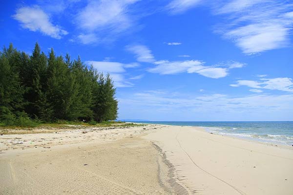 ชายหาดสวยปัง ชายหาดสวยปัง