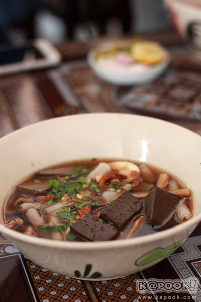 ร้านอาหารลำพูน ร้านอาหารลำพูน