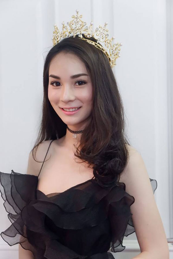 เปิดใจ น้องเบส เชียร์ลีดเดอร์สาวประเภทสองคนแรกของ มธ. เปิดใจ น้องเบส เชียร์ลีดเดอร์สาวประเภทสองคนแรกของ มธ.