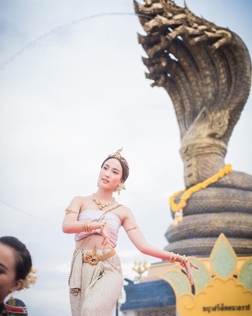 แต้ว ณฐพร แต้ว ณฐพร