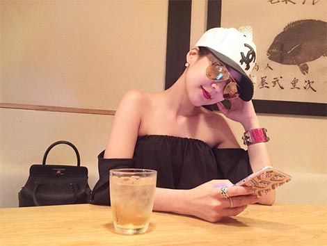 จั๊กจั่น อคัมย์สิริ จั๊กจั่น อคัมย์สิริ