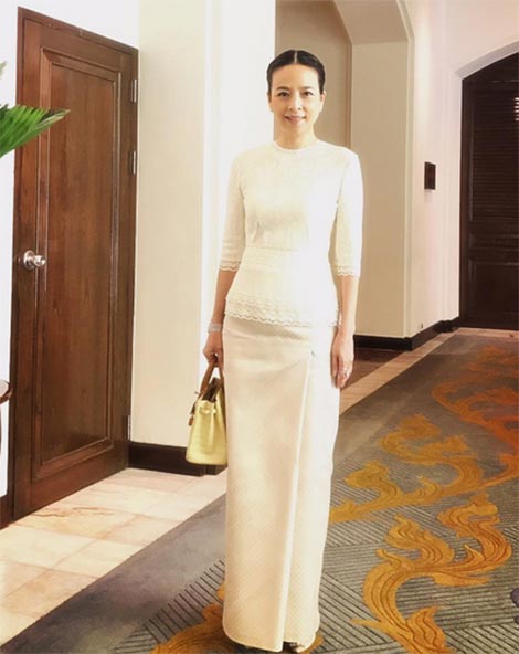 นวลพรรณ ล่ำซำ นวลพรรณ ล่ำซำ