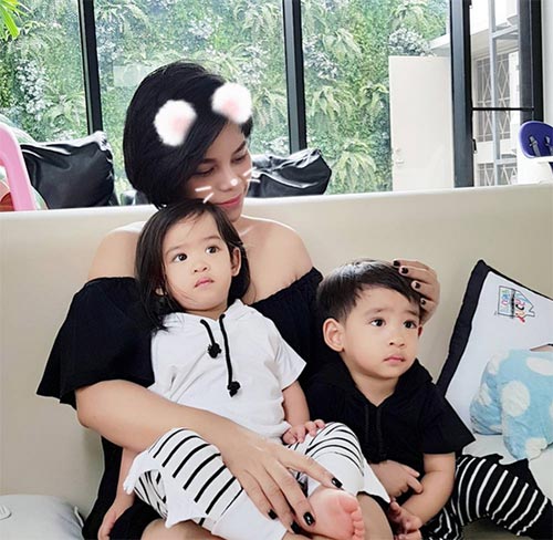 แม่ลูกดารา แม่ลูกดารา