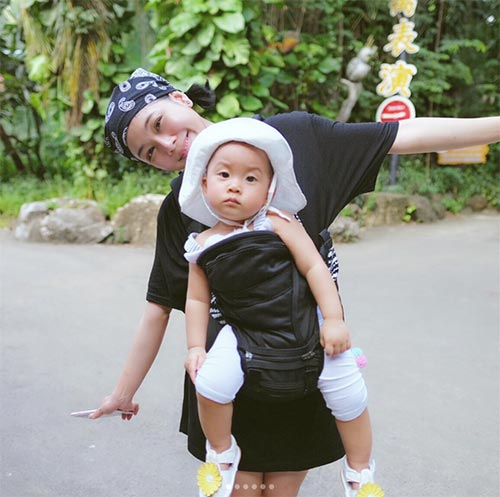 แม่ลูกดารา แม่ลูกดารา