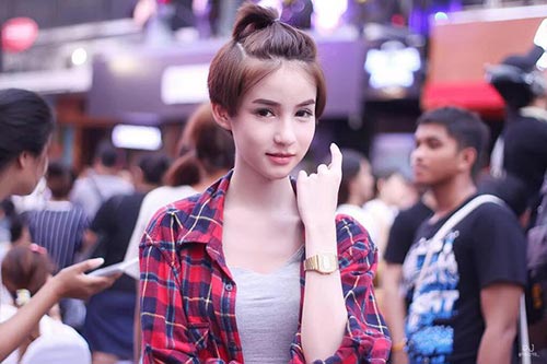 โยชิ รินรดา โยชิ รินรดา