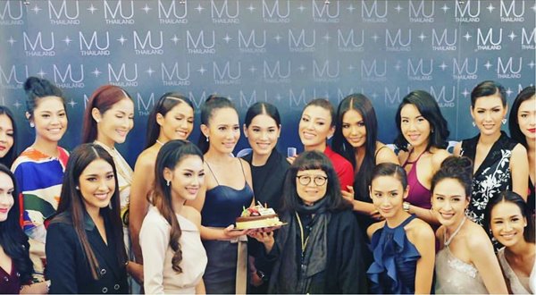 รุ่นพี่มิสยูนิเวิร์ส รวมตัวประชันความสวย ต้อนรับนางงามรุ่นน้อง รุ่นพี่มิสยูนิเวิร์ส รวมตัวประชันความสวย ต้อนรับนางงามรุ่นน้อง