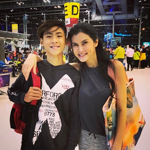 แม่ปิ่น เก็จมณี น้องเจ้านาย เจ้าขุน เจ้าสมุทร แม่ปิ่น เก็จมณี น้องเจ้านาย เจ้าขุน เจ้าสมุทร