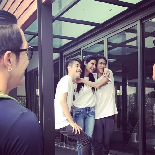 แม่ปิ่น เก็จมณี น้องเจ้านาย เจ้าขุน เจ้าสมุทร แม่ปิ่น เก็จมณี น้องเจ้านาย เจ้าขุน เจ้าสมุทร