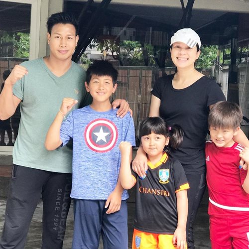 แม่แหม่ม คัทลียา น้องแมค แม่แหม่ม คัทลียา น้องแมค