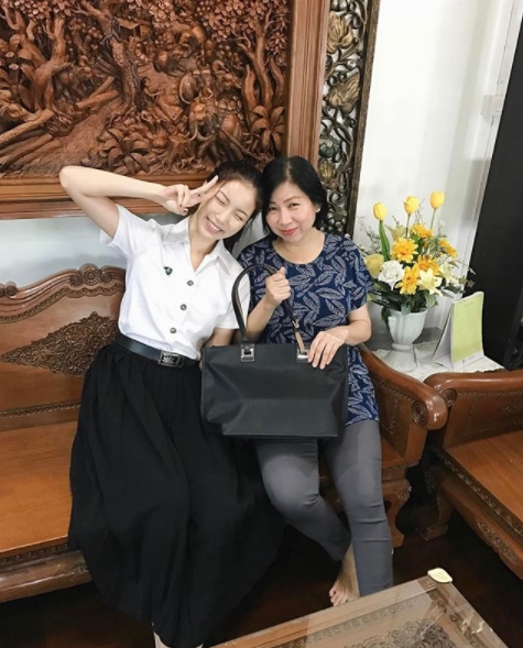 แม่ลูกดารา แม่ลูกดารา