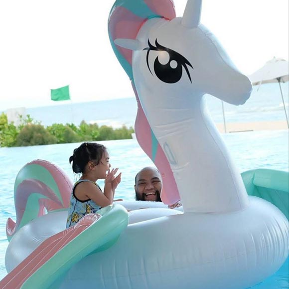 น้องชูใจ ลูกกอล์ฟ ฟักกลิ้ง ฮีโร่ น้องชูใจ ลูกกอล์ฟ ฟักกลิ้ง ฮีโร่