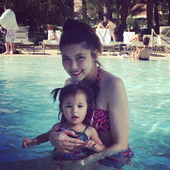 น้องเอวาลีน ลูกสาวเจนนี่ อั๋น น้องเอวาลีน ลูกสาวเจนนี่ อั๋น