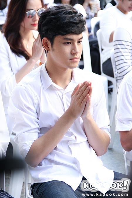 บวงสรวงละคร ละครคน-หลงไฟ บวงสรวงละคร ละครคน-หลงไฟ