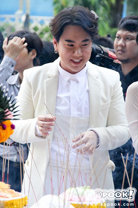 บวงสรวงละคร ละครคน-หลงไฟ บวงสรวงละคร ละครคน-หลงไฟ