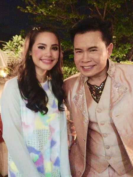 มนต์สิทธิ์ คำสร้อย มนต์สิทธิ์ คำสร้อย