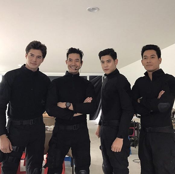 เวียร์ พอร์ช มิกค์ อ๋อม ซีรีส์ ภารกิจรัก เหนี่ยวหัวใจสุดไกปืน เวียร์ พอร์ช มิกค์ อ๋อม ซีรีส์ ภารกิจรัก เหนี่ยวหัวใจสุดไกปืน